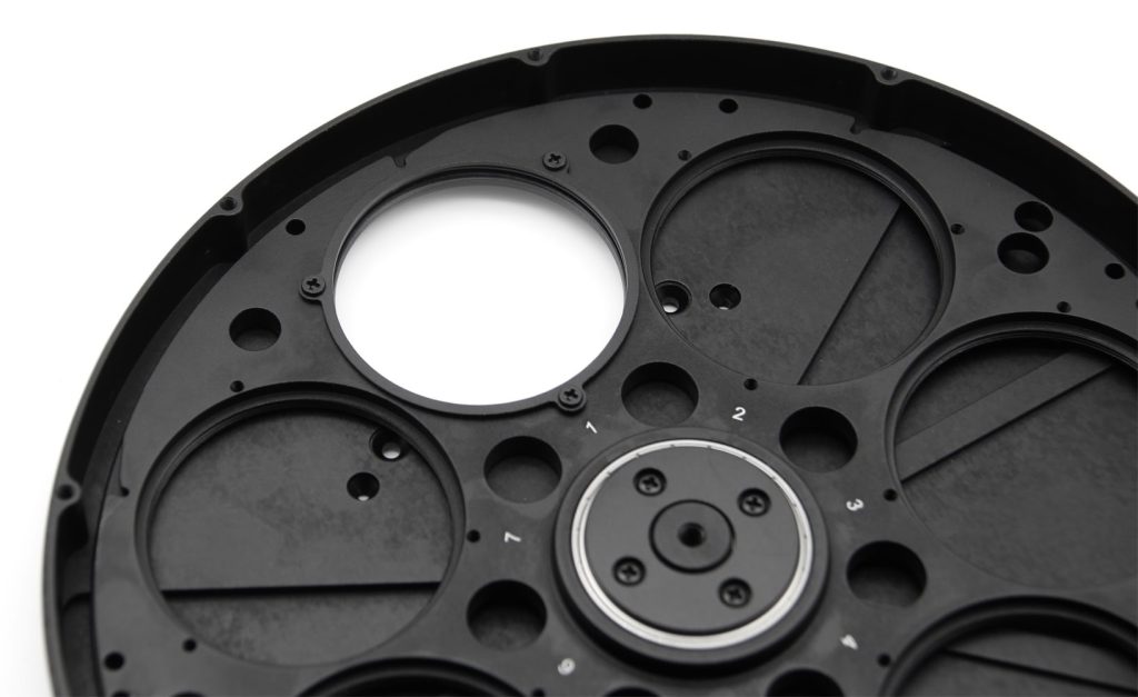 Astroasis oasis 7x2 filter wheel also supports 50mm unmounted filters, complete with filter masks and darkening gaskets