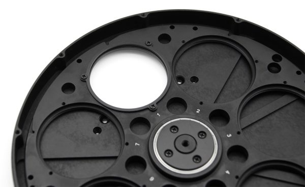 Astroasis oasis 7x2 filter wheel also supports 50mm unmounted filters, complete with filter masks and darkening gaskets